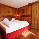 Eco Maison Dominique 3* 查兰德圣安塞尔