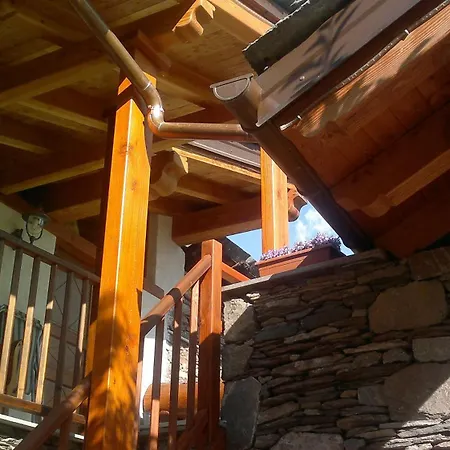بيت ضيافة Eco Maison Dominique Challand-Saint-Anselme