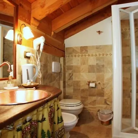 Eco Maison Dominique بيت ضيافة Challand-Saint-Anselme