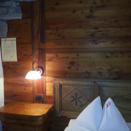 Eco Maison Dominique 3* Challand-Saint-Anselme