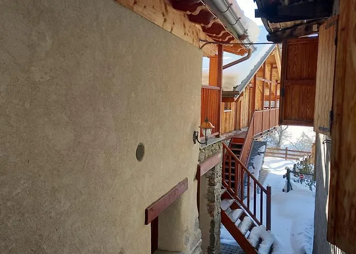 בית הארחה Eco Maison Dominique 3*